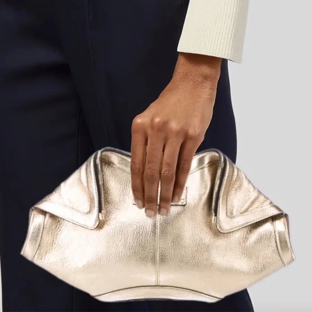 Alexander McQueen Metallic Lambskin Light Gold De Manta Clutch